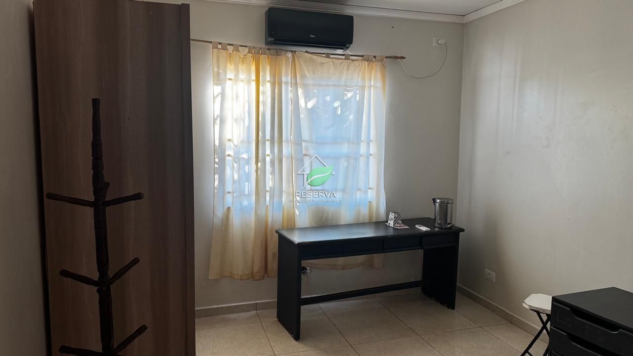 CASA MOBILIADA À VENDA NA REGIÃO DA VILA A – JD. CANADÁ ??