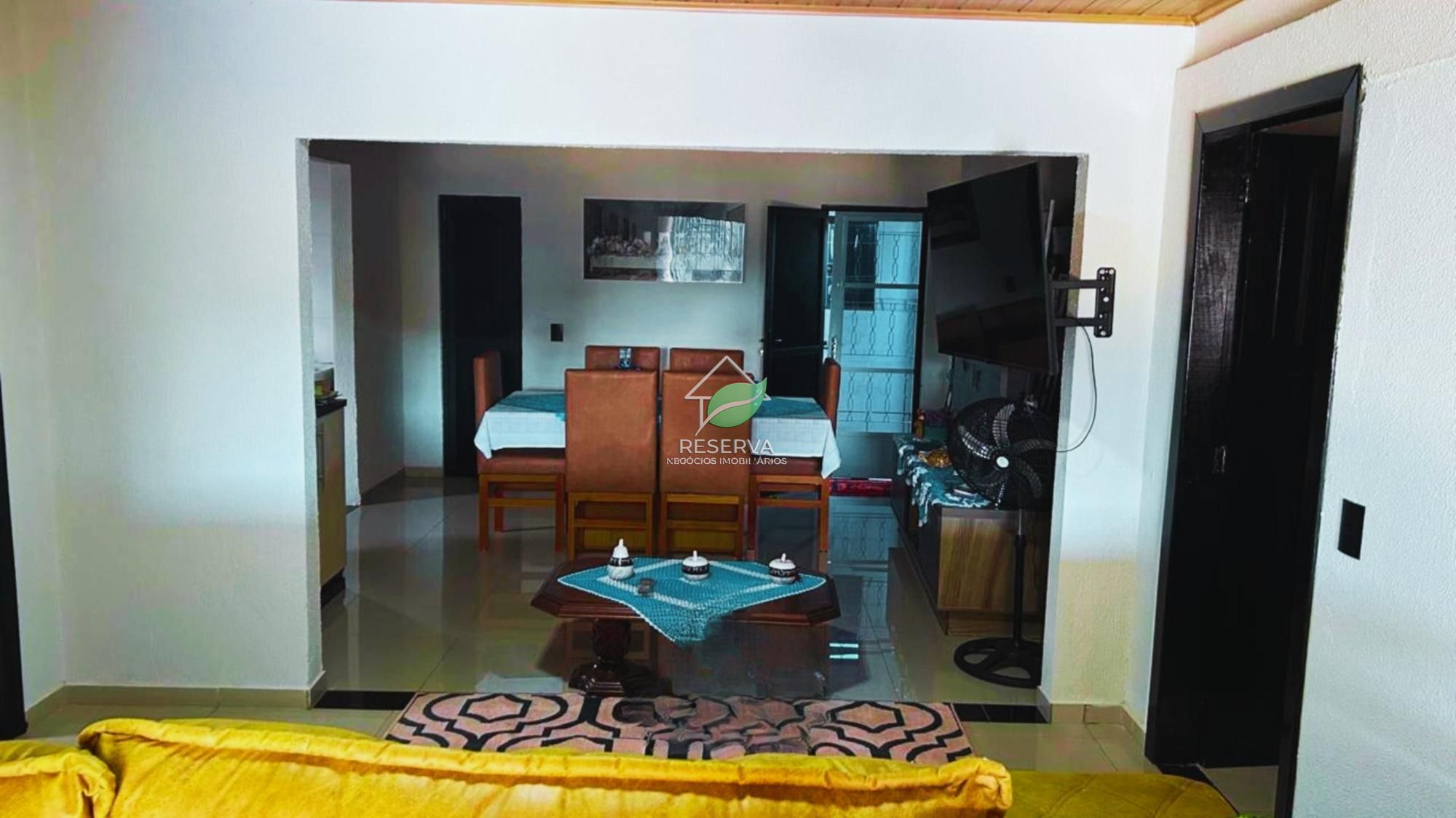 Casa à Venda – Conforto, Lazer e Excelente Distribuição