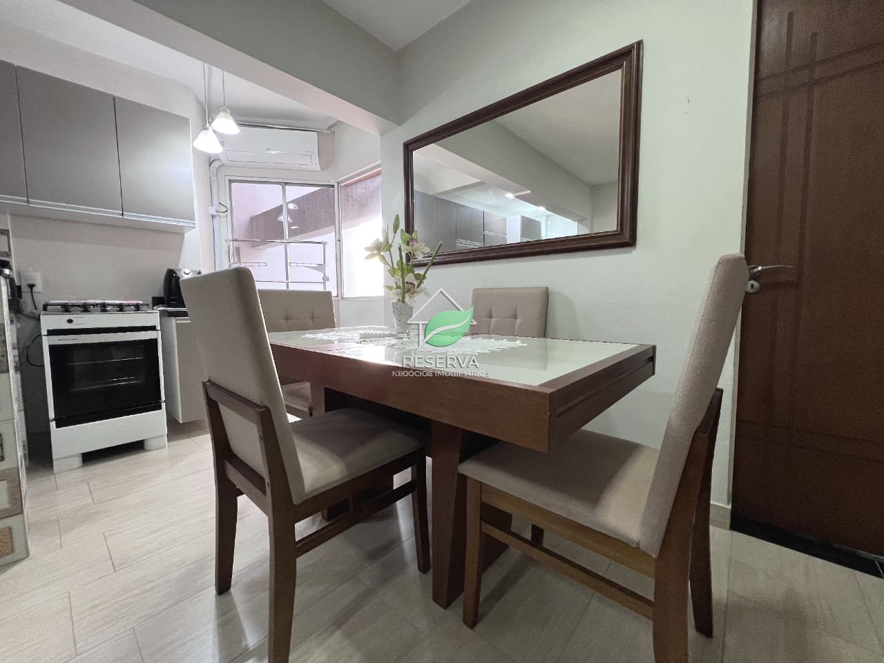 Apartamento Mobiliado no Edifício Grand Prix – Conforto e Praticidade.