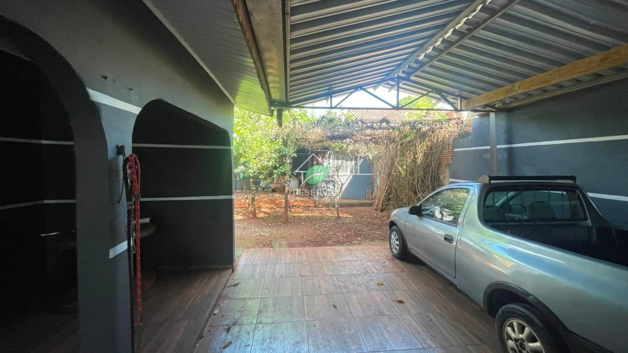 Casa à Venda no Portal da Foz – Excelente Localização e Amplo Espaço