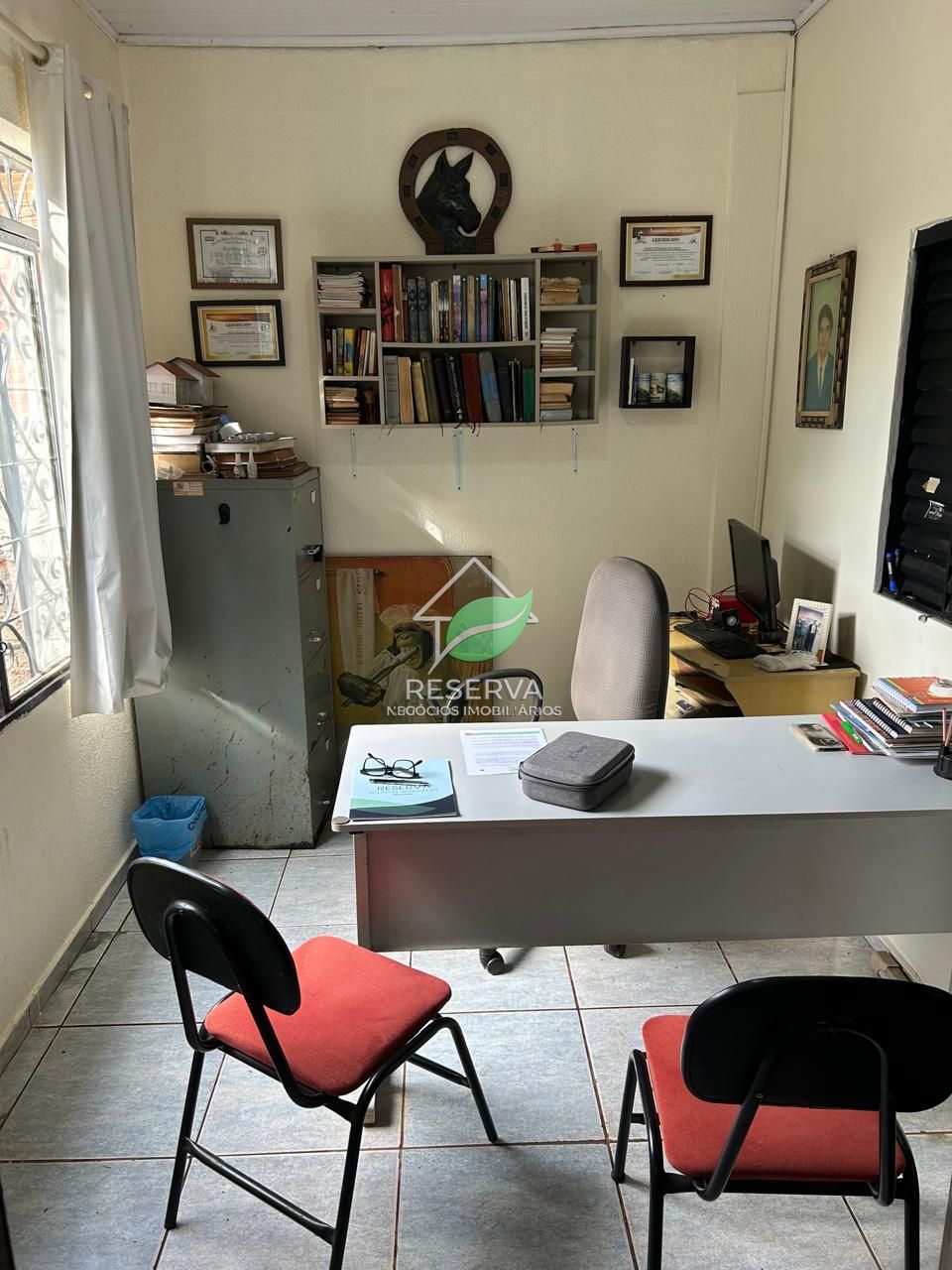 Casa à Venda no Portal da Foz – Excelente Localização e Amplo Espaço