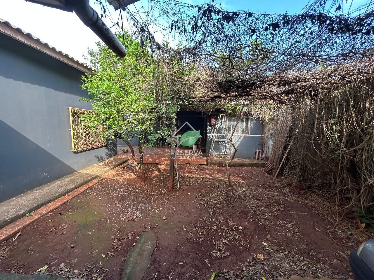 Casa à Venda no Portal da Foz – Excelente Localização e Amplo Espaço