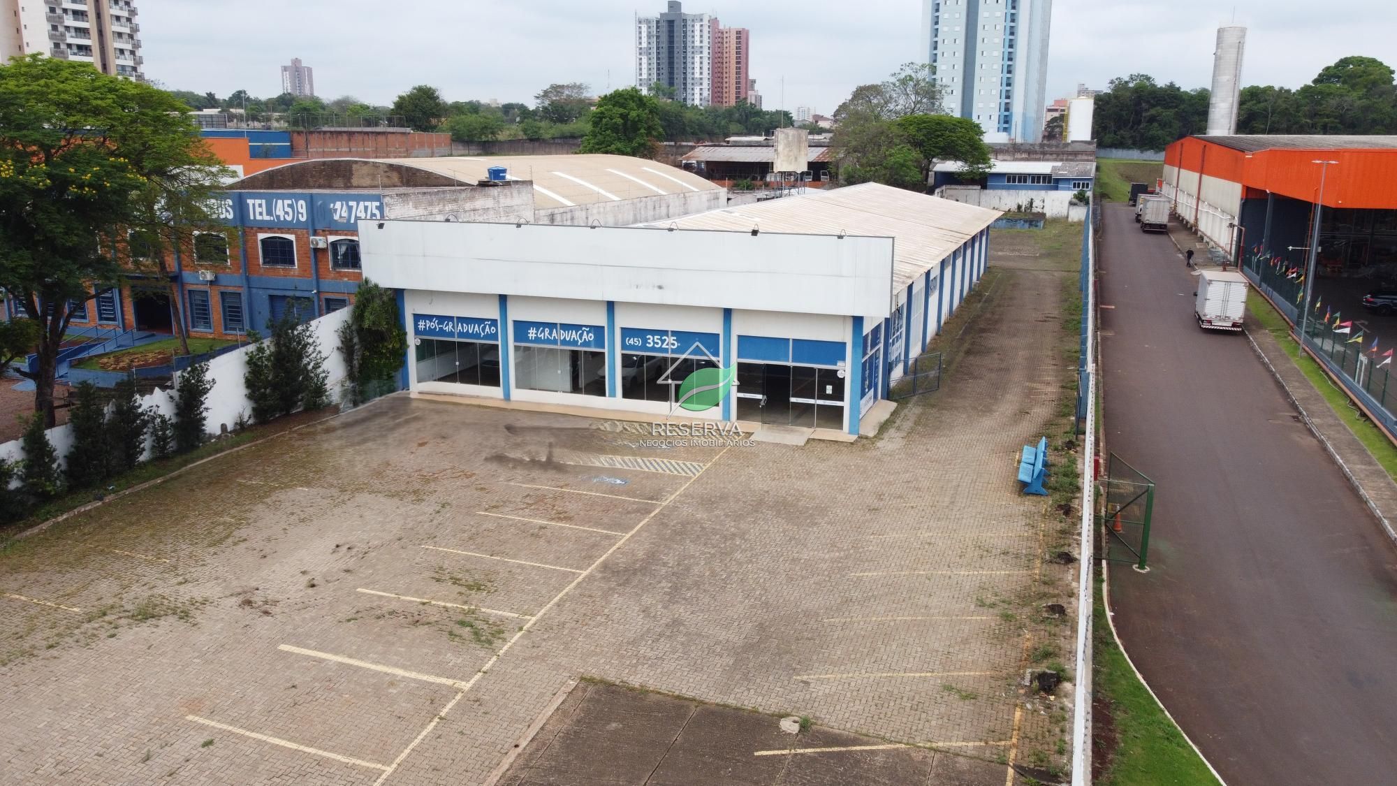 Área Comercial à Venda e para Locação – Margens da BR-277.