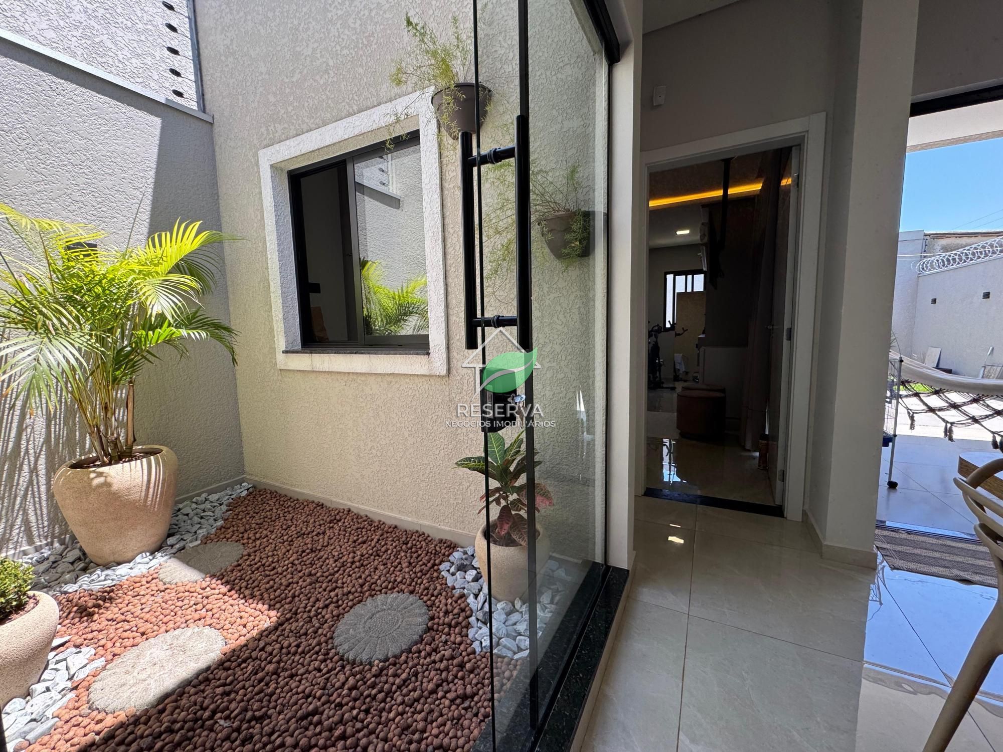 # ? CASA PORTEIRA FECHADA À VENDA | JARDIM DUARTE – REGIÃO DA VILA A | FOZ