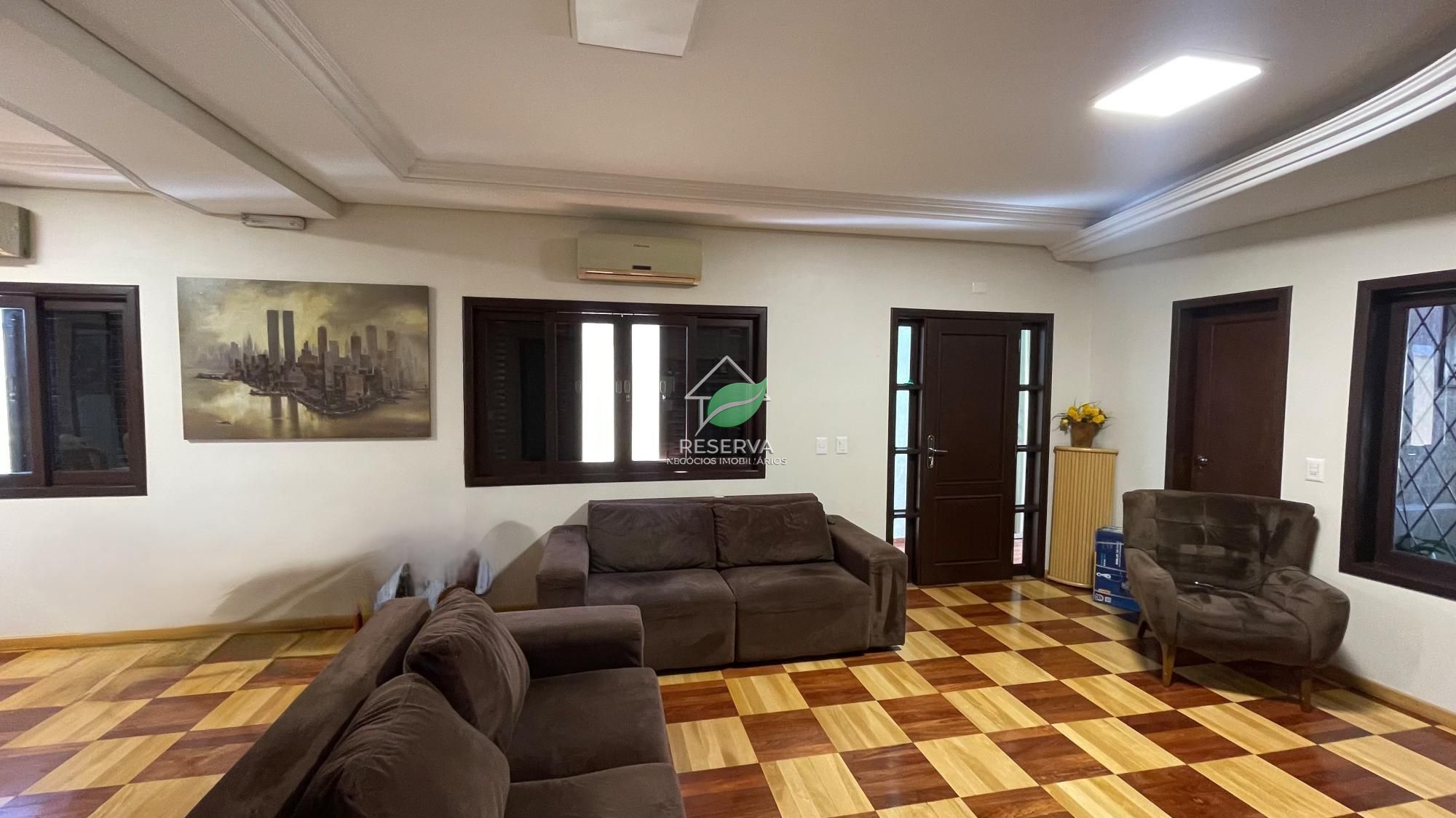 Casa de Alto Padrão à Venda | Vila Yolanda – Foz do Iguaçu/PR