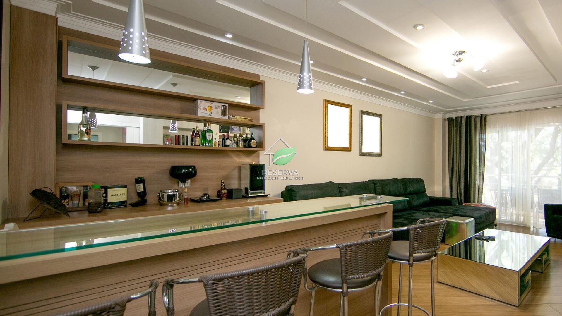 Apartamento de Alto Padrão na Av. Pedro Basso