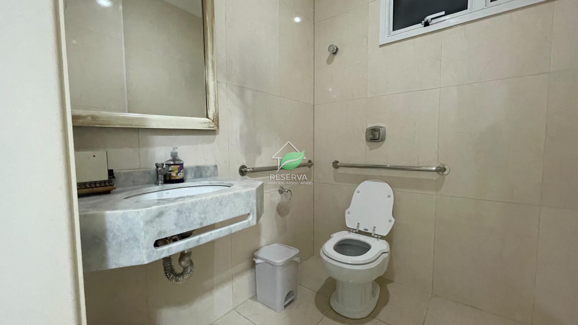 Sala Comercial de 72 m² — Venda ou Locação