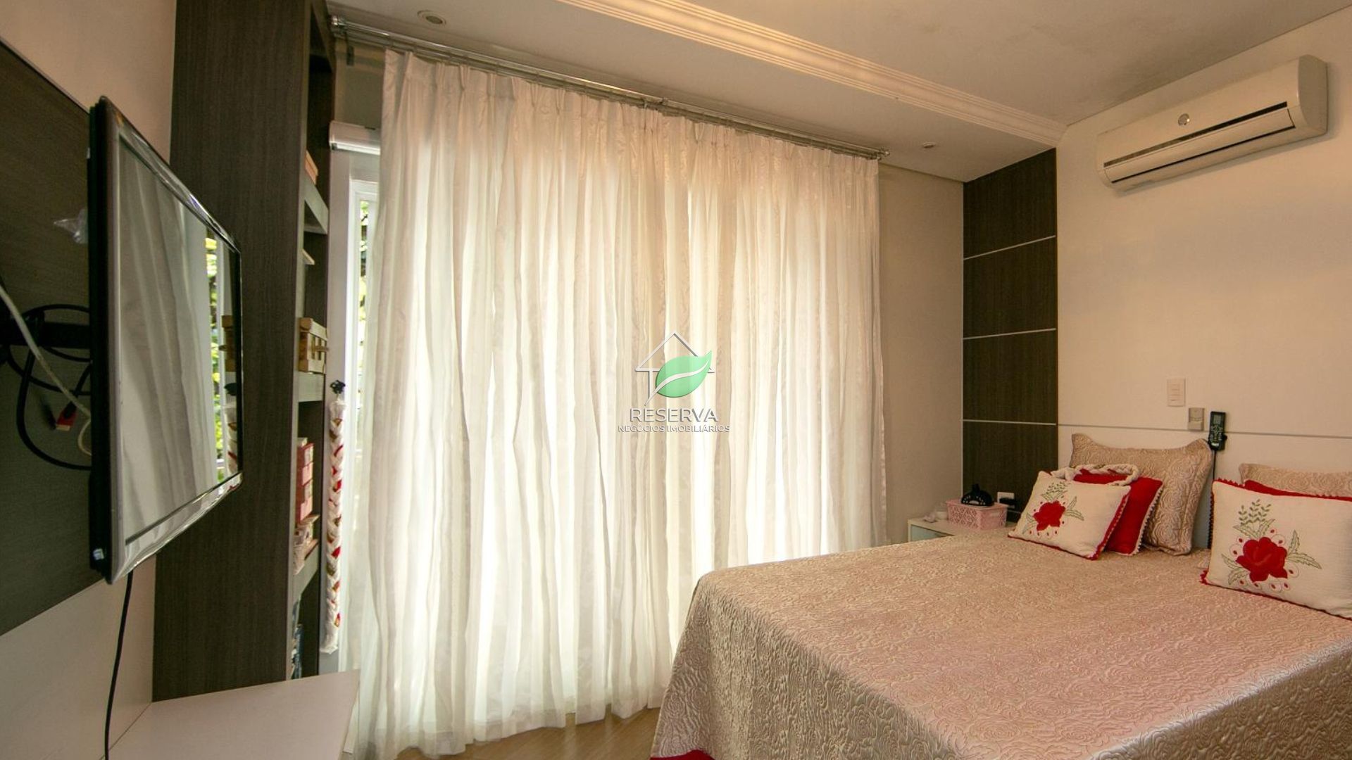 Apartamento de Alto Padrão na Av. Pedro Basso