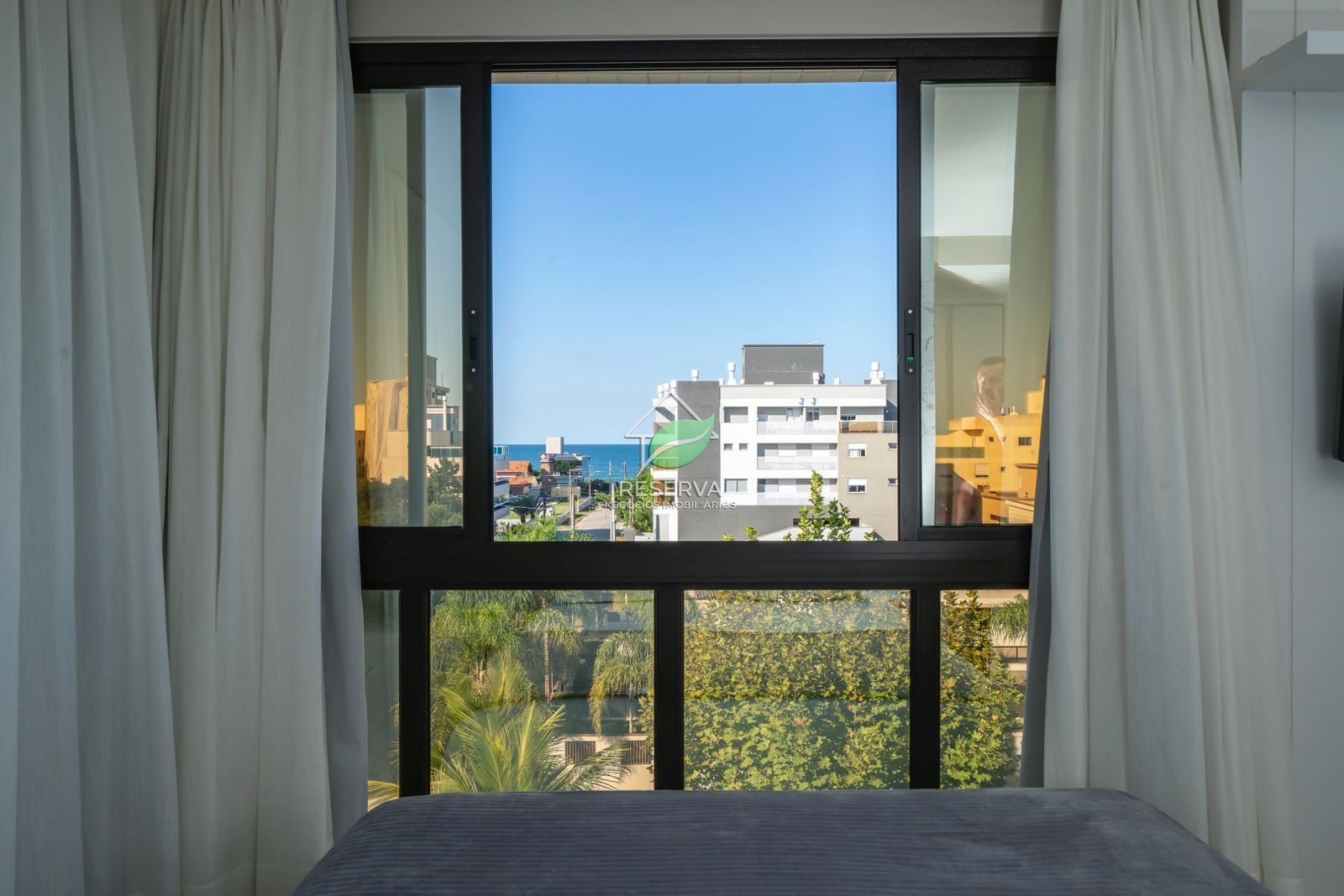 Sua Cobertura dos Sonhos em Mariscal – A Apenas 250Metros do Mar!