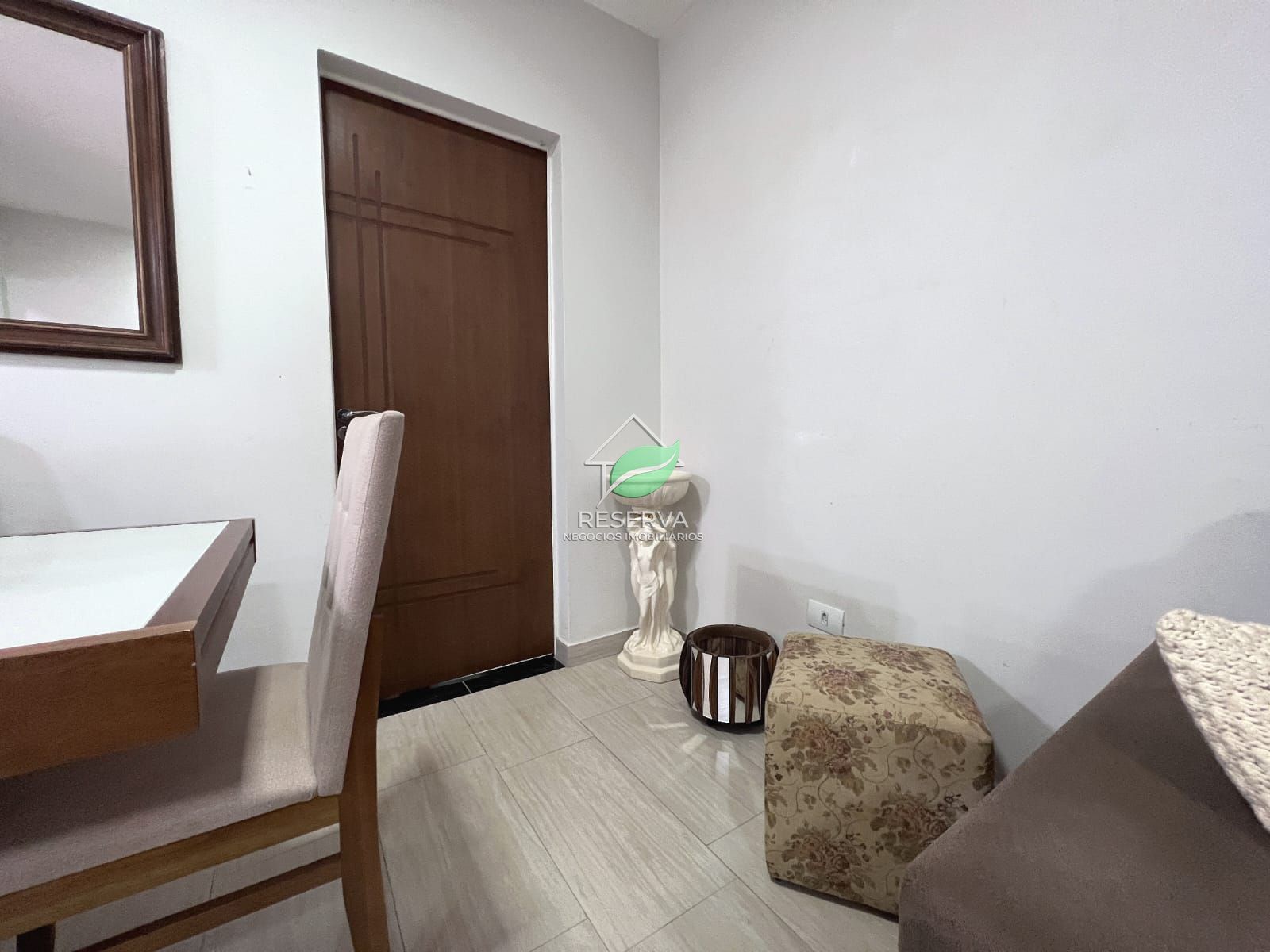 Apartamento Mobiliado no Edifício Grand Prix – Conforto e Praticidade.