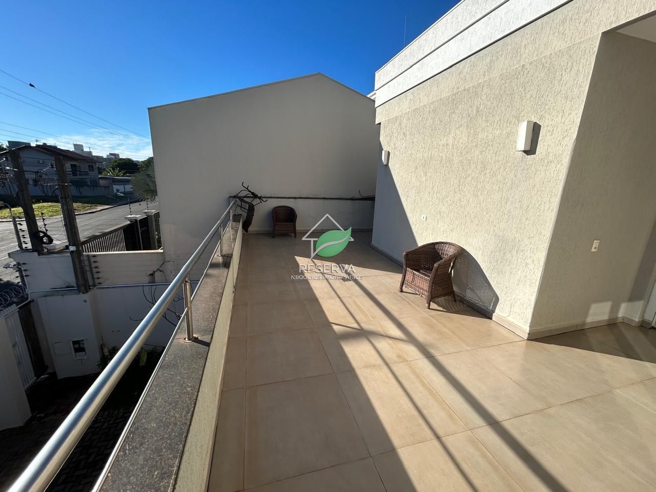 SOBRADO DE ALTO PADRÃO À VENDA – JARDIM CENTRAL | FOZ DO IGUAÇU/PR