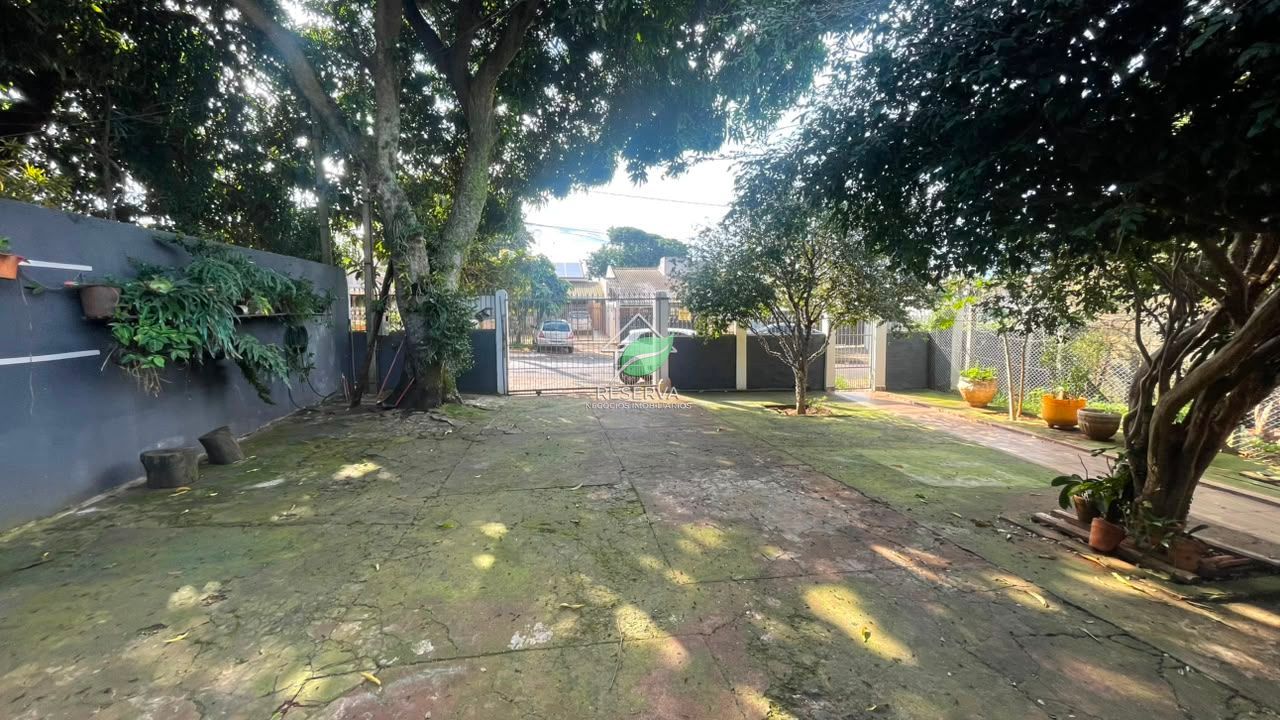Casa à Venda no Portal da Foz – Excelente Localização e Amplo Espaço