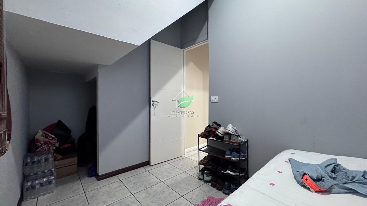 Sobrado amplo e completo no Jardim Lancaster I – R$ 900.000,00