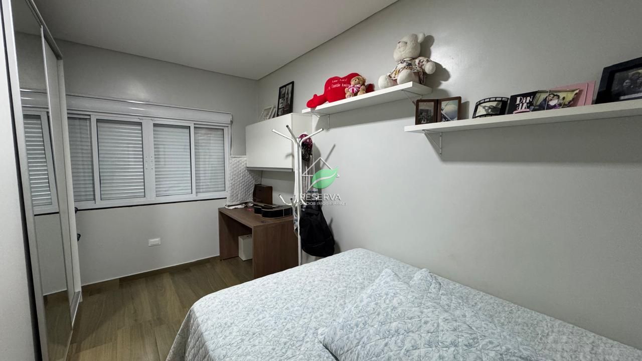 Sobrado de Alto Padrão à Venda na Vila A – Região Nobre, Próximo ao Gramadão