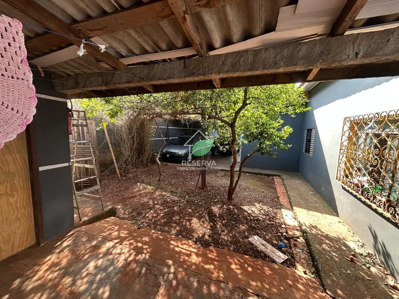 Casa à Venda no Portal da Foz – Excelente Localização e Amplo Espaço