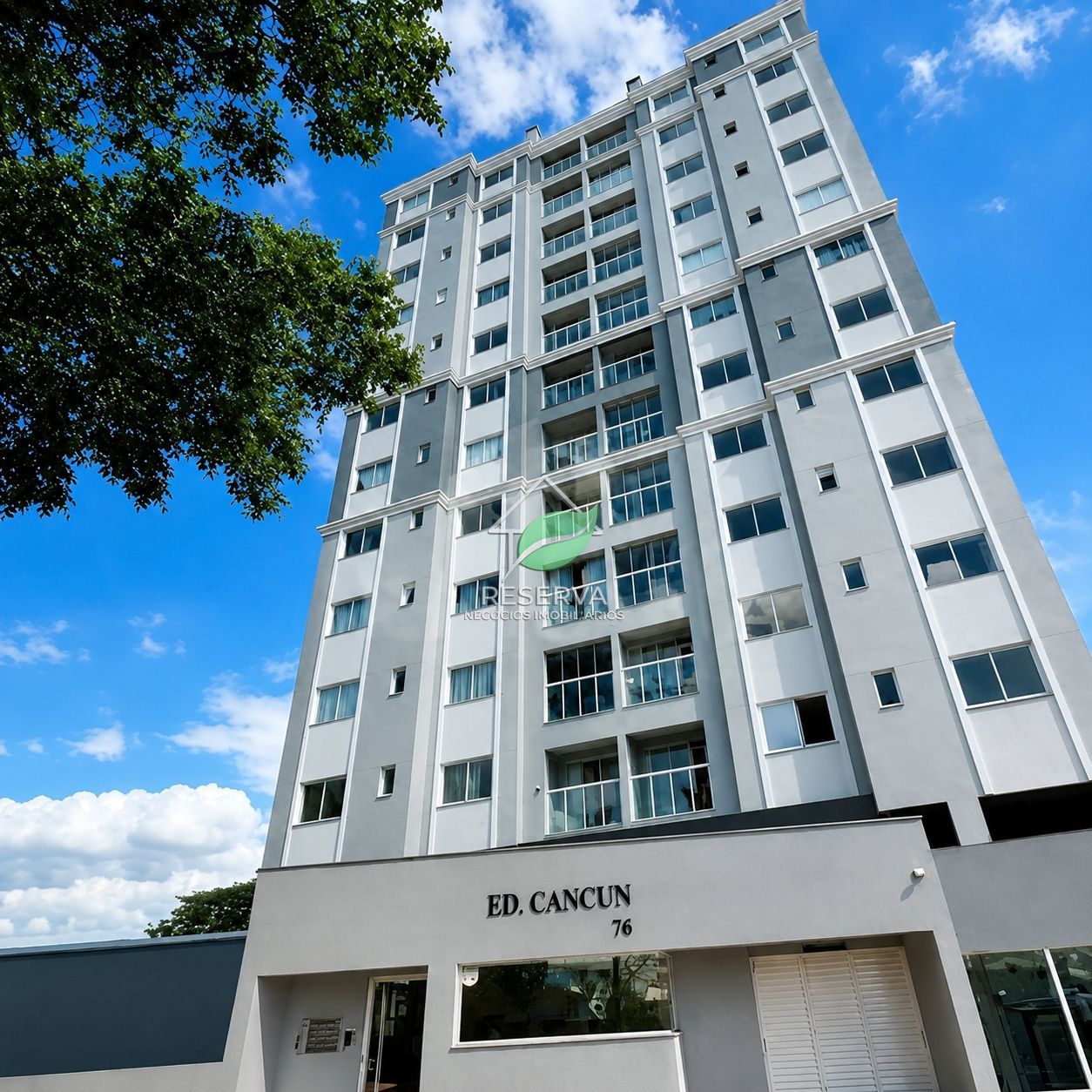 APARTAMENTO MOBILIADO À VENDA | EDIFÍCIO CANCUN | R$ 900.000,00