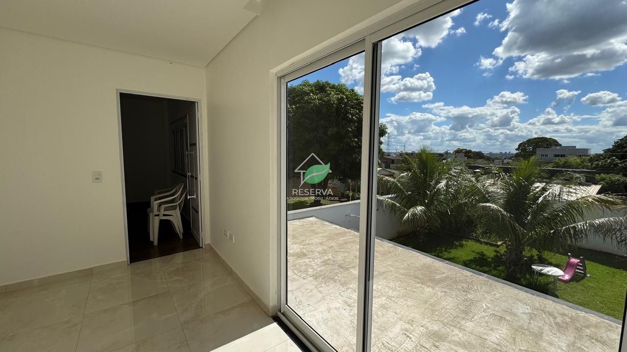 Sobrado de Alto Padrão à Venda na Vila A – Região Nobre, Próximo ao Gramadão