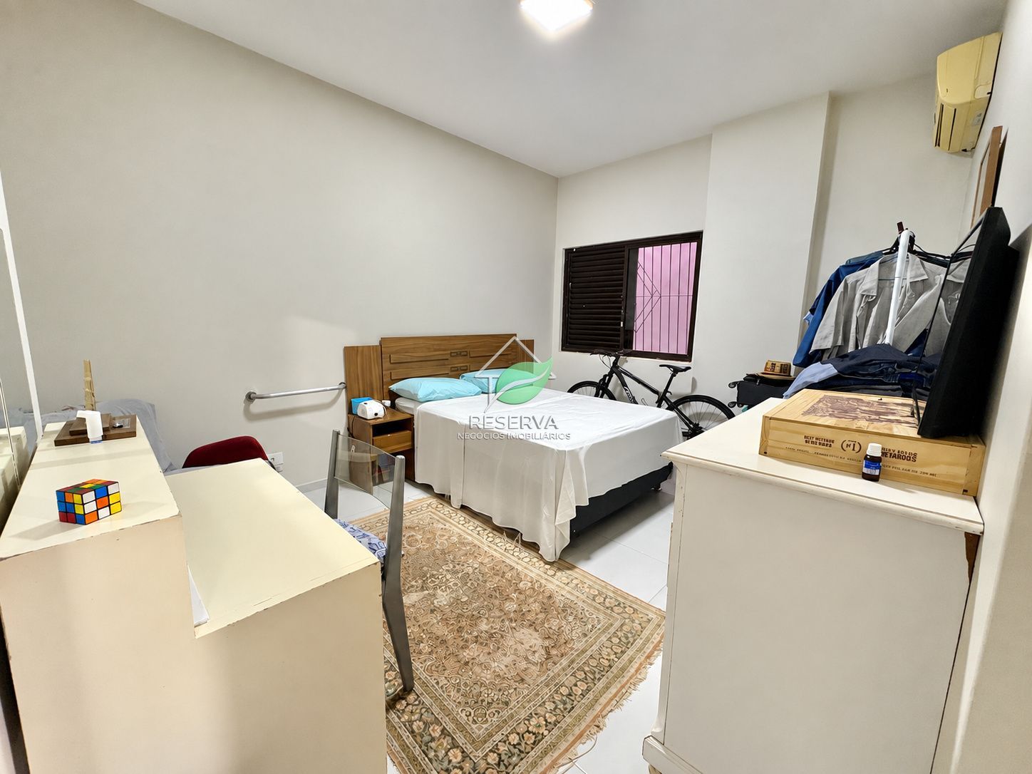 APARTAMENTO AMPLO NO CENTRO DE FOZ DO IGUAÇU — 206 M² PRIVATIVOS