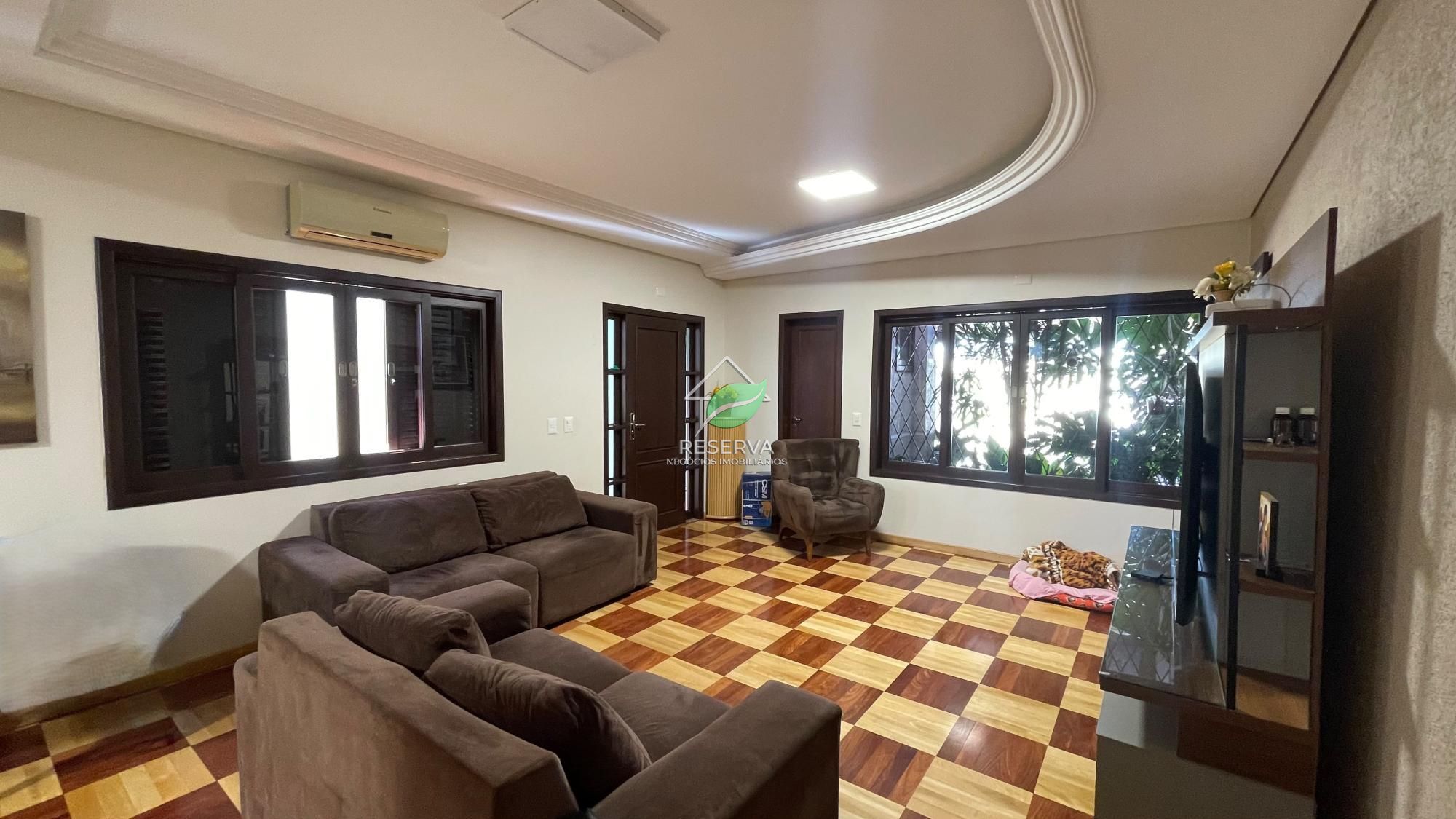 Casa de Alto Padrão à Venda | Vila Yolanda – Foz do Iguaçu/PR