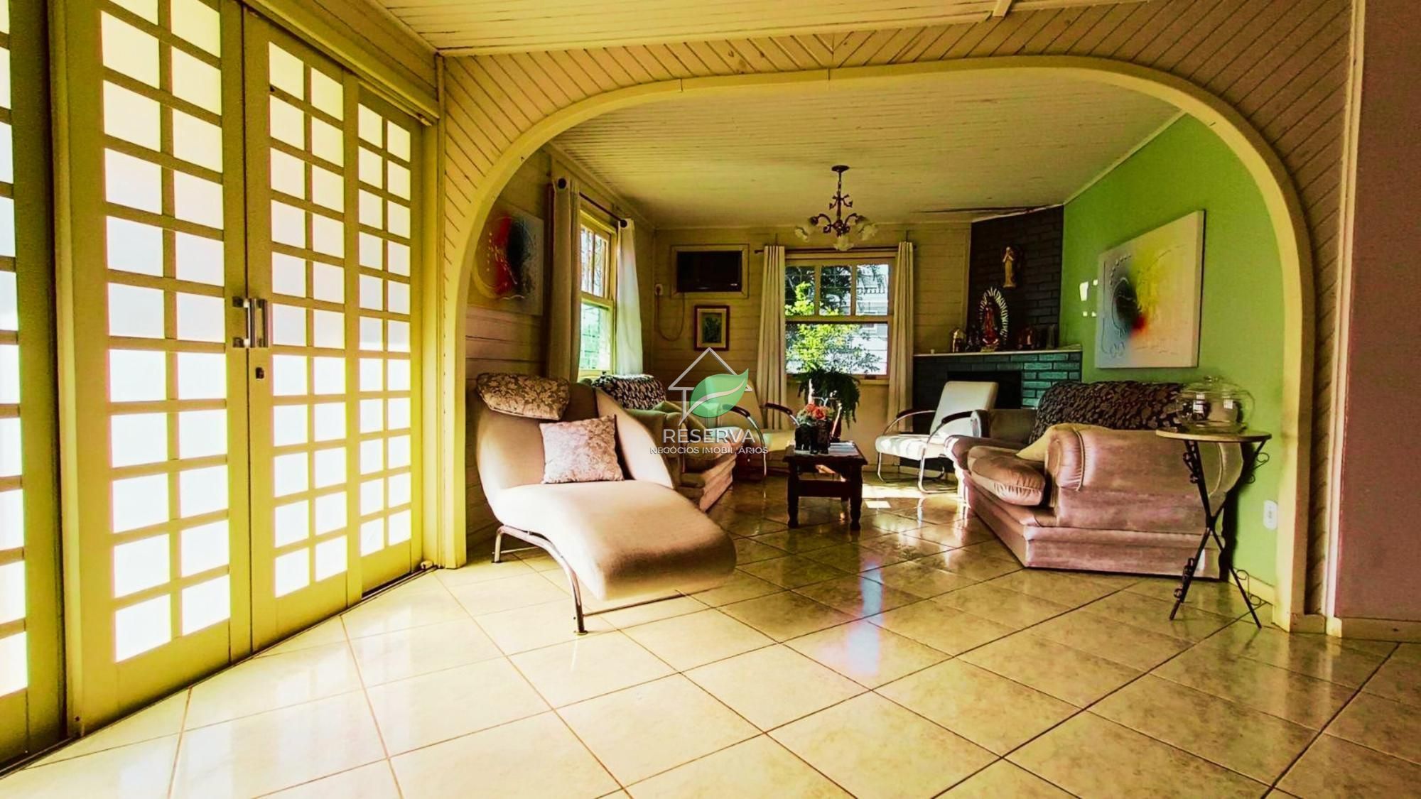Casa à Venda na Vila A – Foz do Iguaçu Area de 982 m2