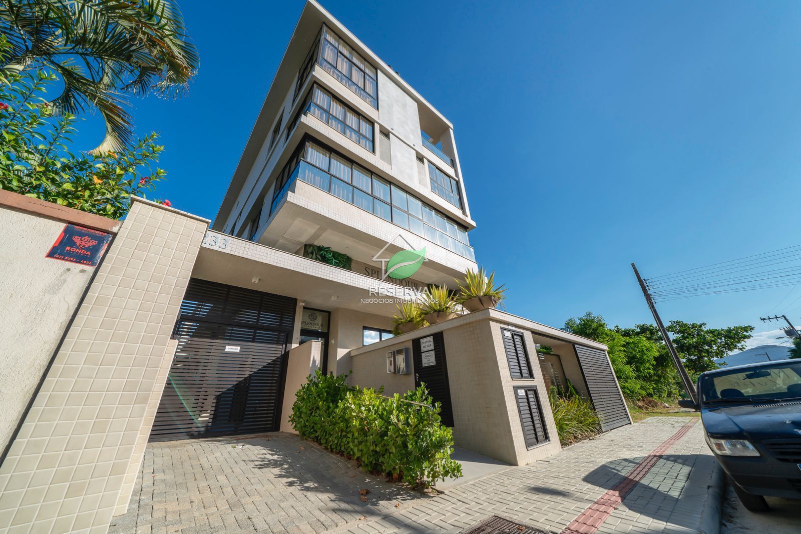 Sua Cobertura dos Sonhos em Mariscal – A Apenas 250Metros do Mar!
