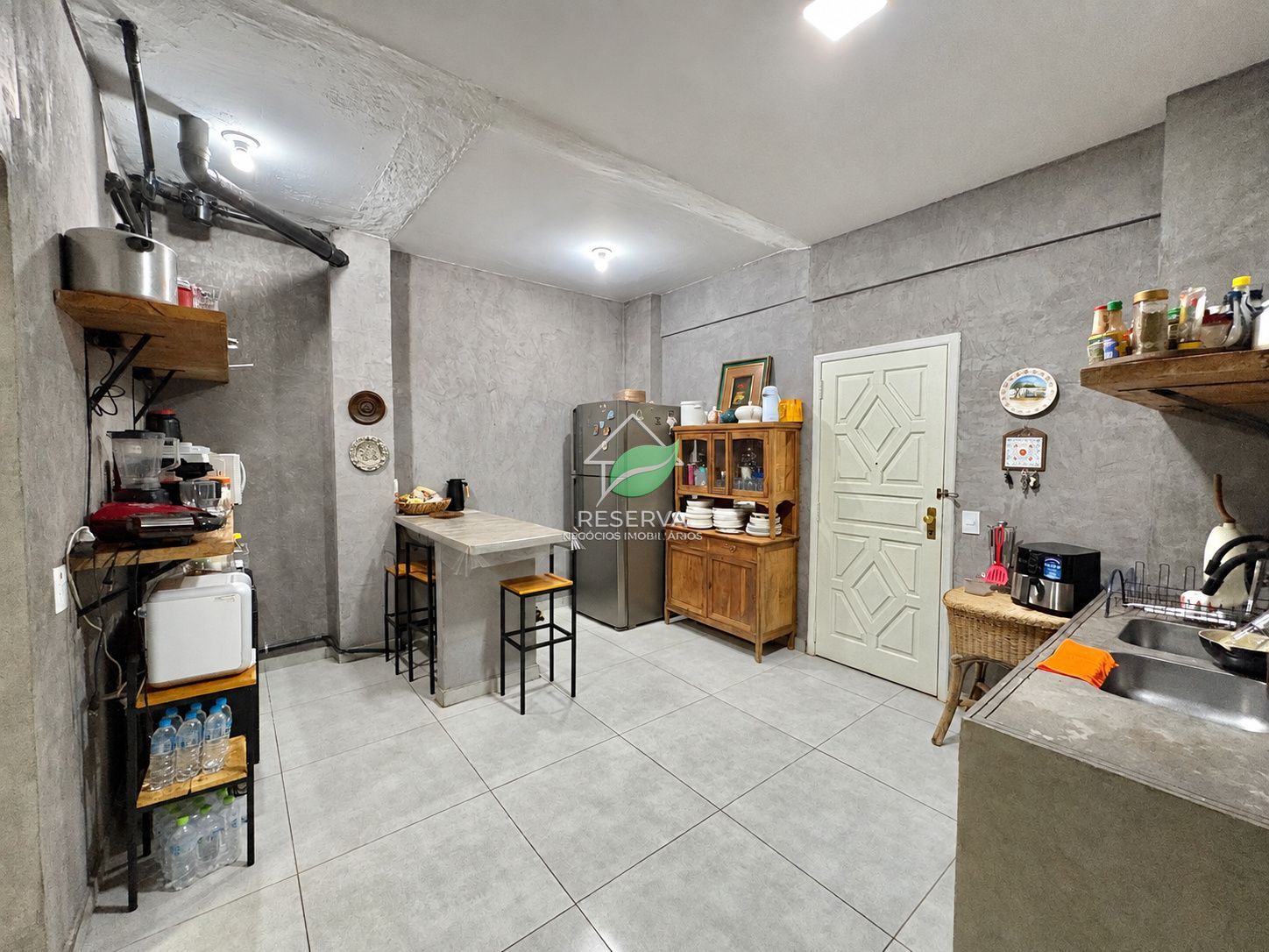 APARTAMENTO AMPLO NO CENTRO DE FOZ DO IGUAÇU — 206 M² PRIVATIVOS