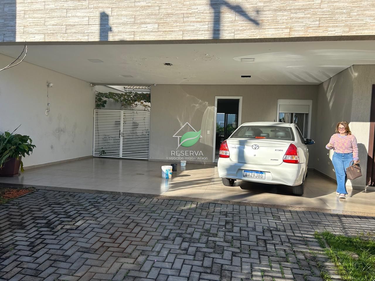 SOBRADO DE ALTO PADRÃO À VENDA – JARDIM CENTRAL | FOZ DO IGUAÇU/PR