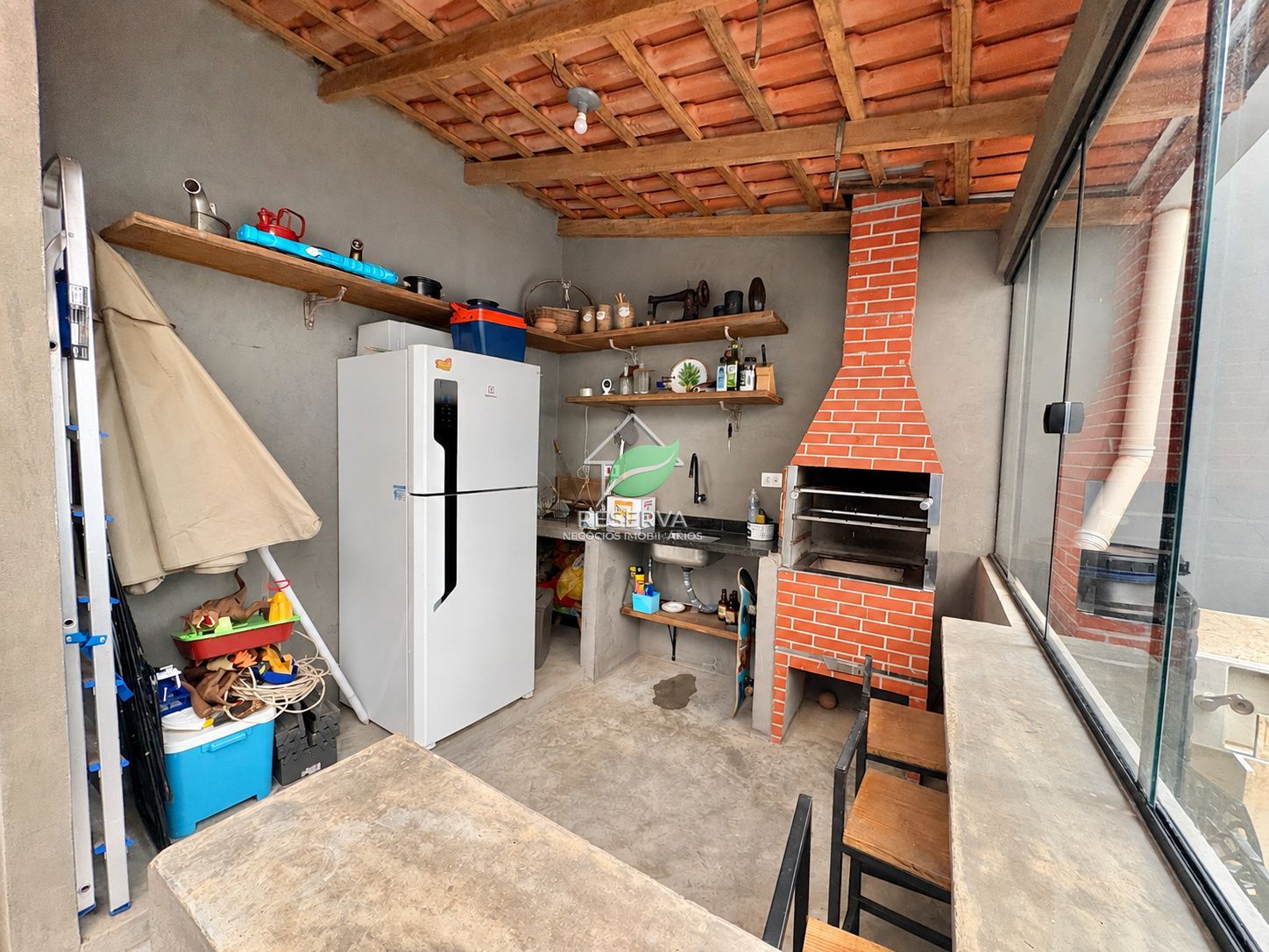 APARTAMENTO AMPLO NO CENTRO DE FOZ DO IGUAÇU — 206 M² PRIVATIVOS