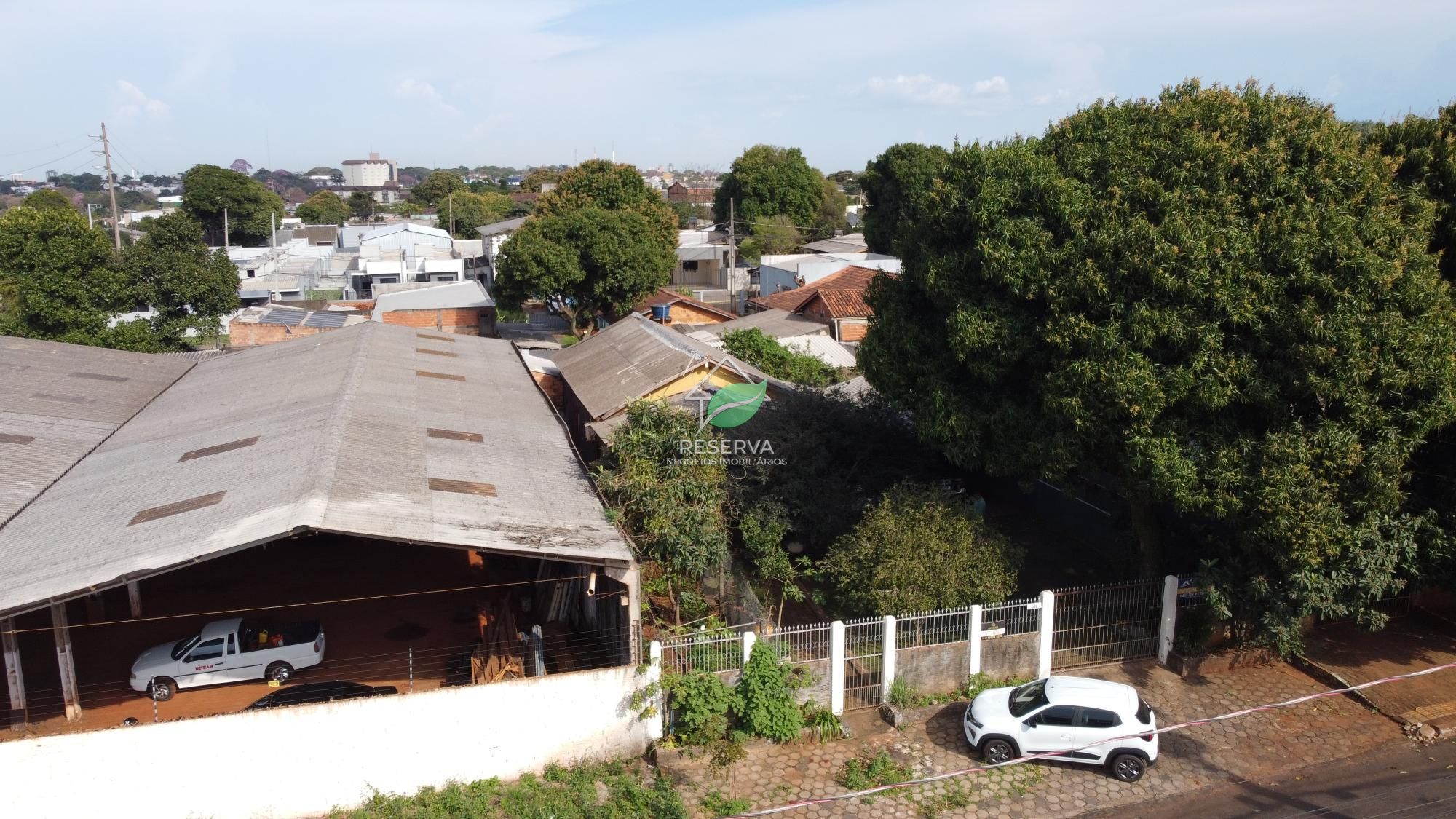 Casa à Venda no Portal da Foz – Excelente Localização e Amplo Espaço