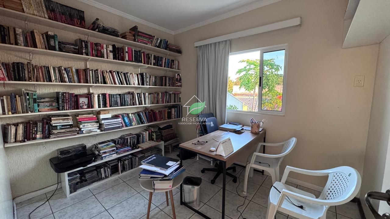 Sobrado amplo e completo no Jardim Lancaster I – R$ 900.000,00