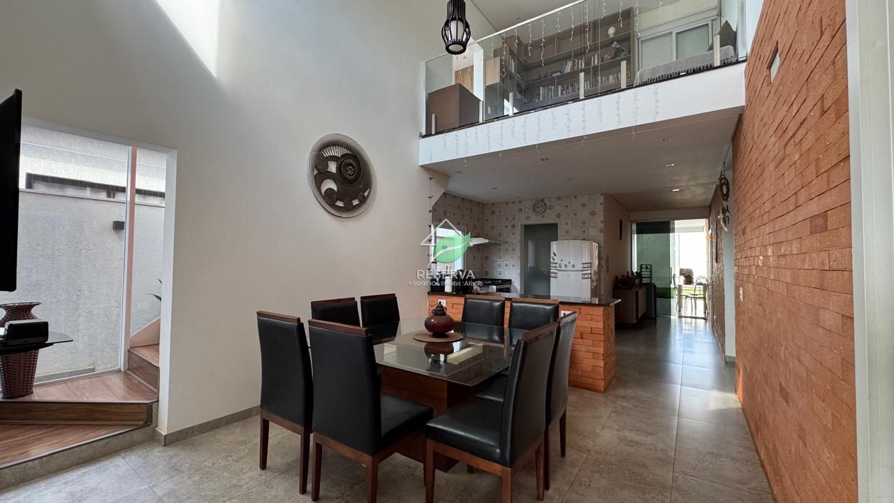 Casa com Mezanino no Condomínio Residencial Florença – Foz do Iguaçu/PR