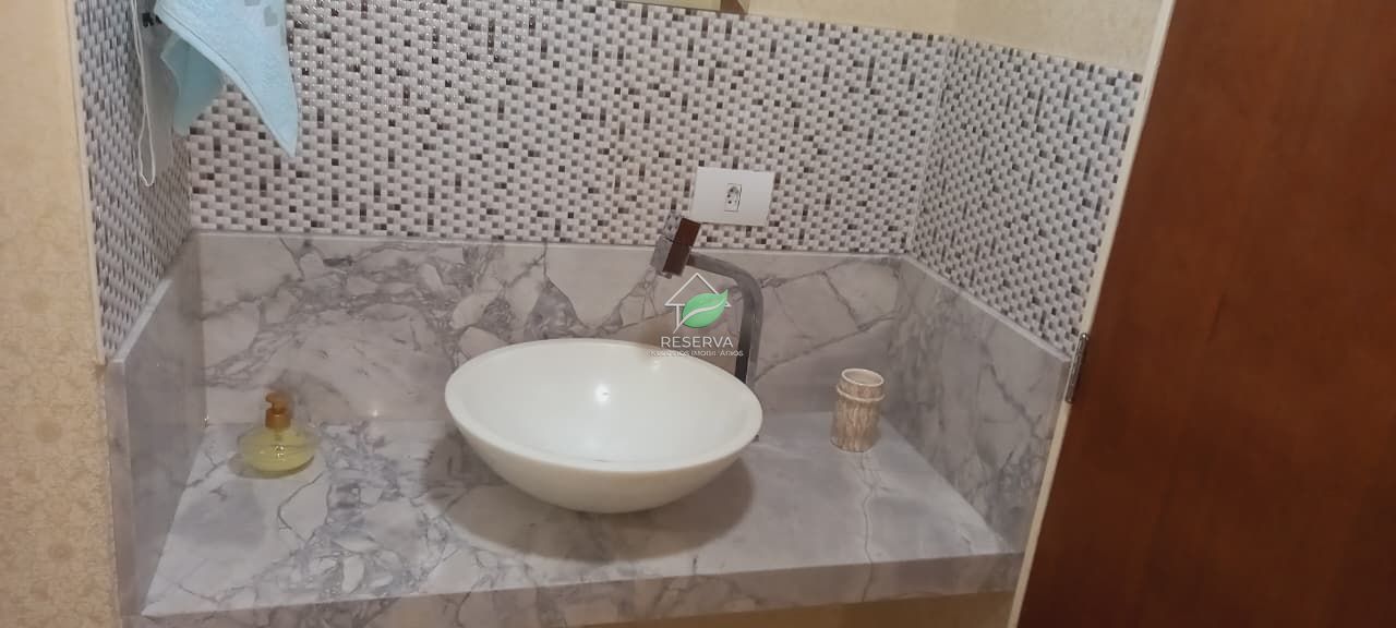 Apartamento Mobiliado no Edifício Grand Prix – Conforto e Praticidade.