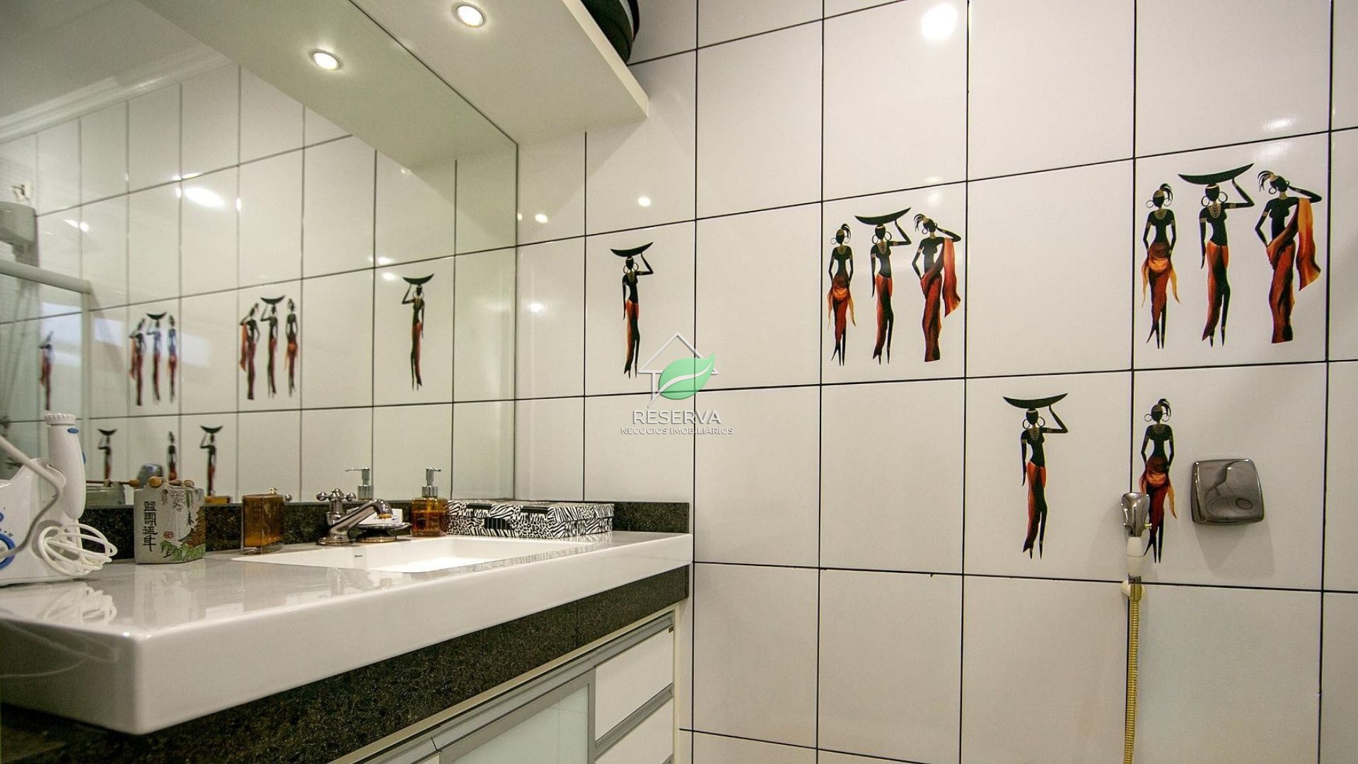 Apartamento de Alto Padrão na Av. Pedro Basso