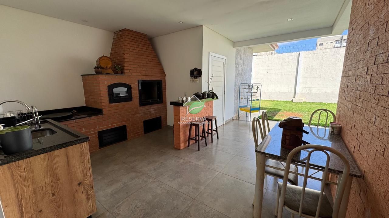 Casa com Mezanino no Condomínio Residencial Florença – Foz do Iguaçu/PR