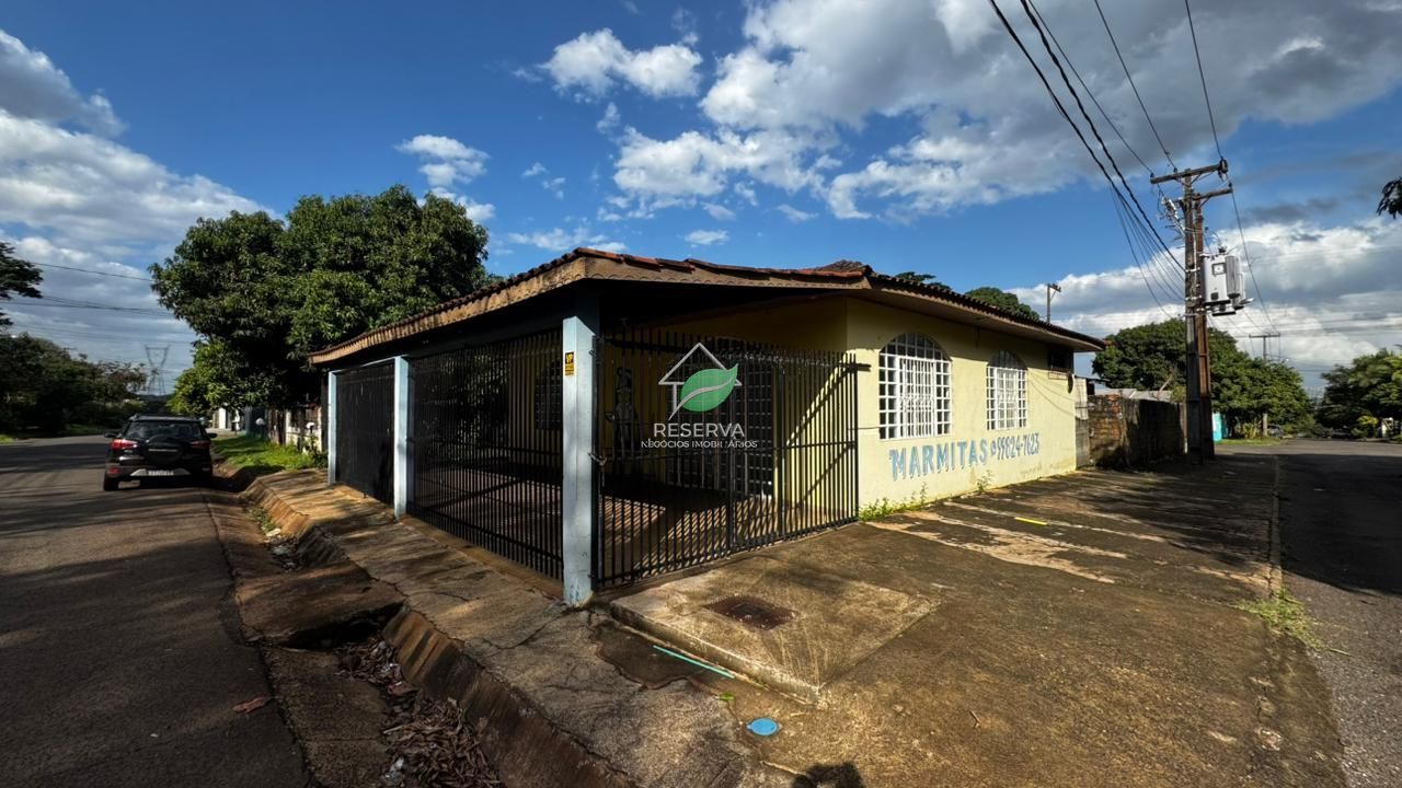 Casa de Esquina à Venda na Região da Vila C – Excelente Oportunidade!