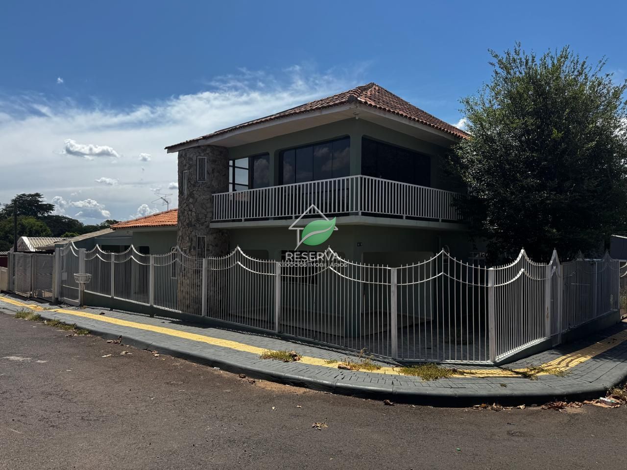 Sobrado à Venda no Belvedere II – Amplitude, Conforto e Excelente Localização!