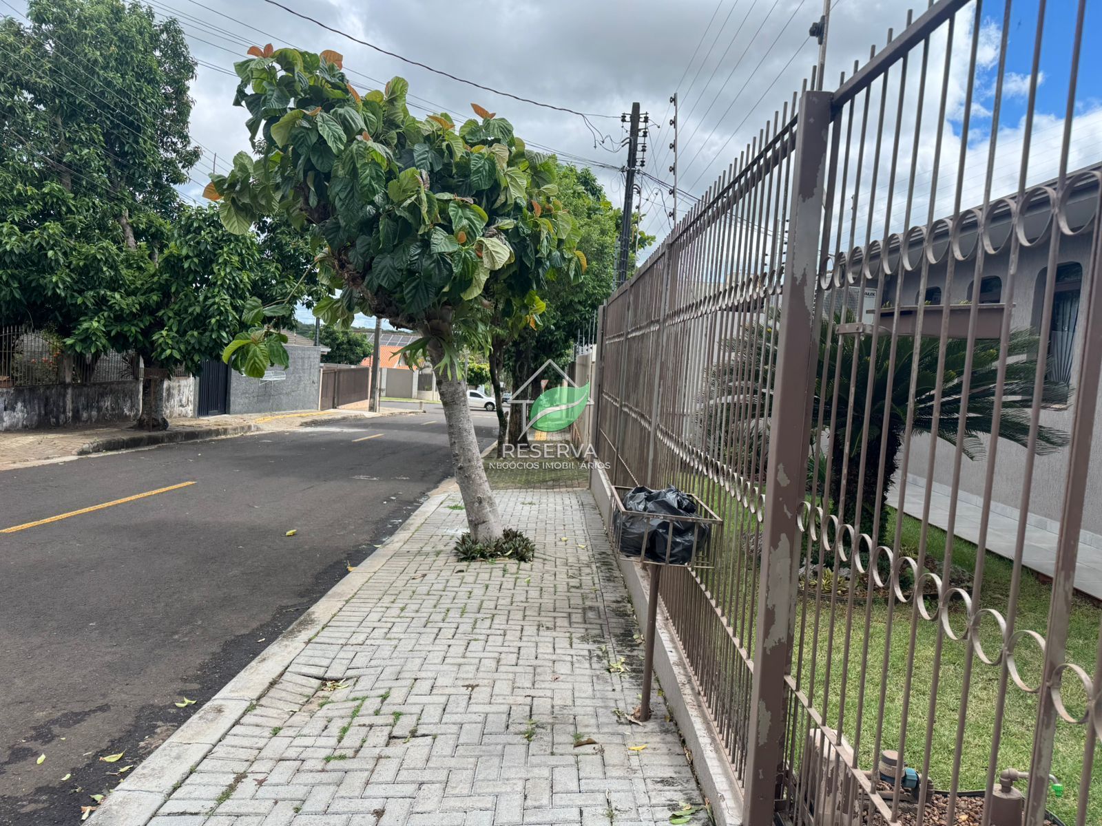 Casa 3 dormitórios à venda Conjunto Libra Foz do Iguaçu/PR
