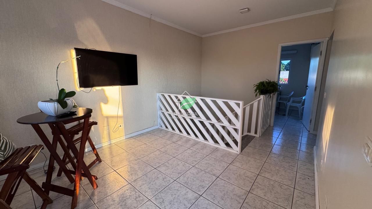 Sobrado amplo e completo no Jardim Lancaster I – R$ 900.000,00