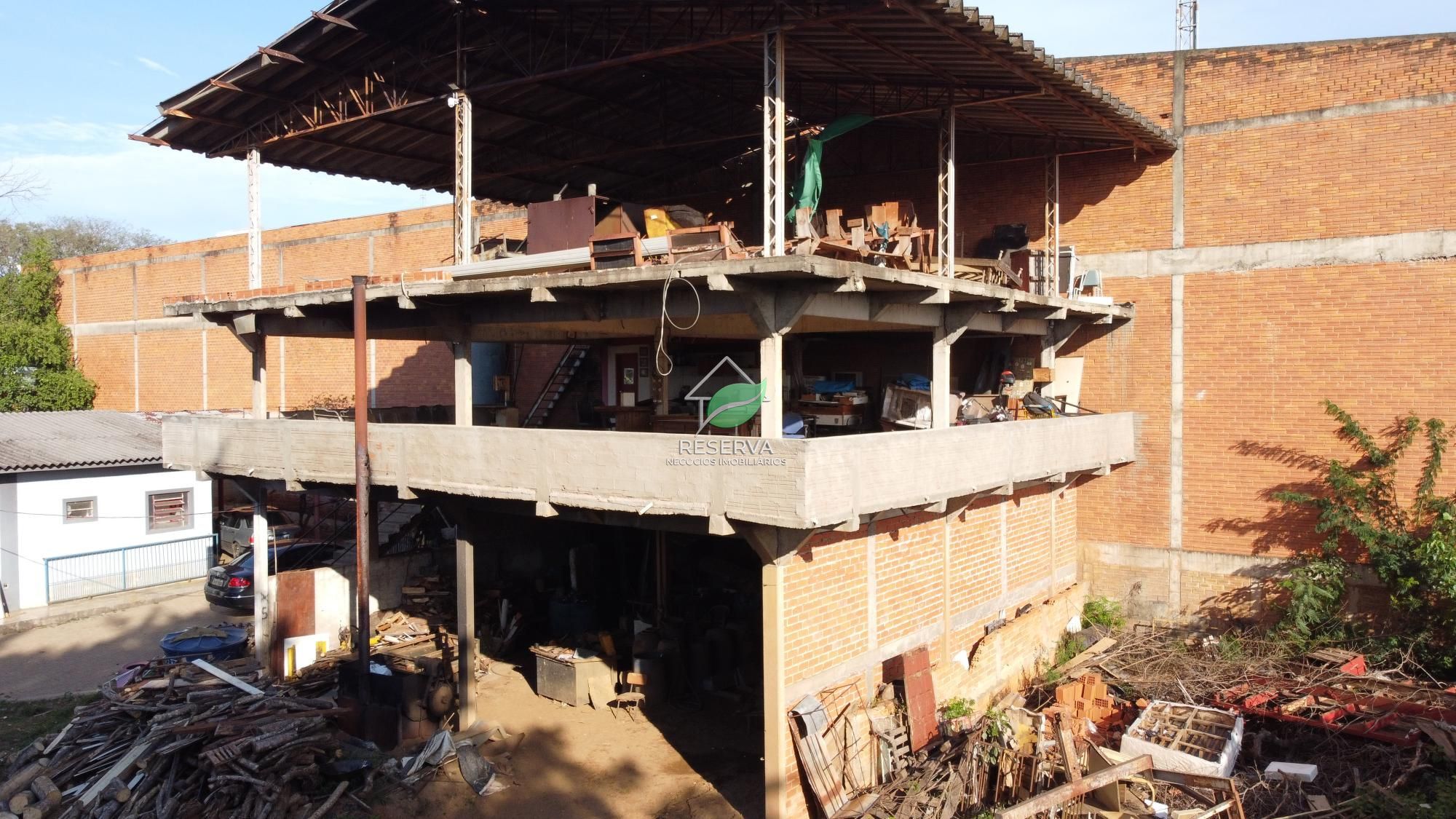Área Comercial Premium à Venda na Av. JK – Oportunidade Única