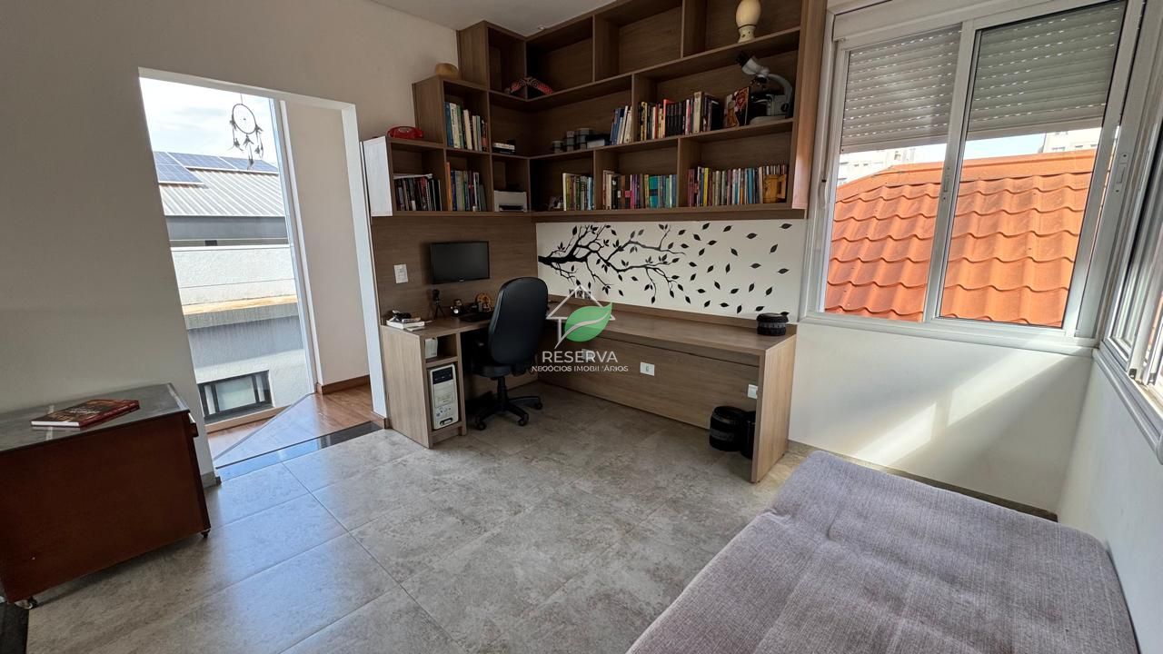 Casa com Mezanino no Condomínio Residencial Florença – Foz do Iguaçu/PR