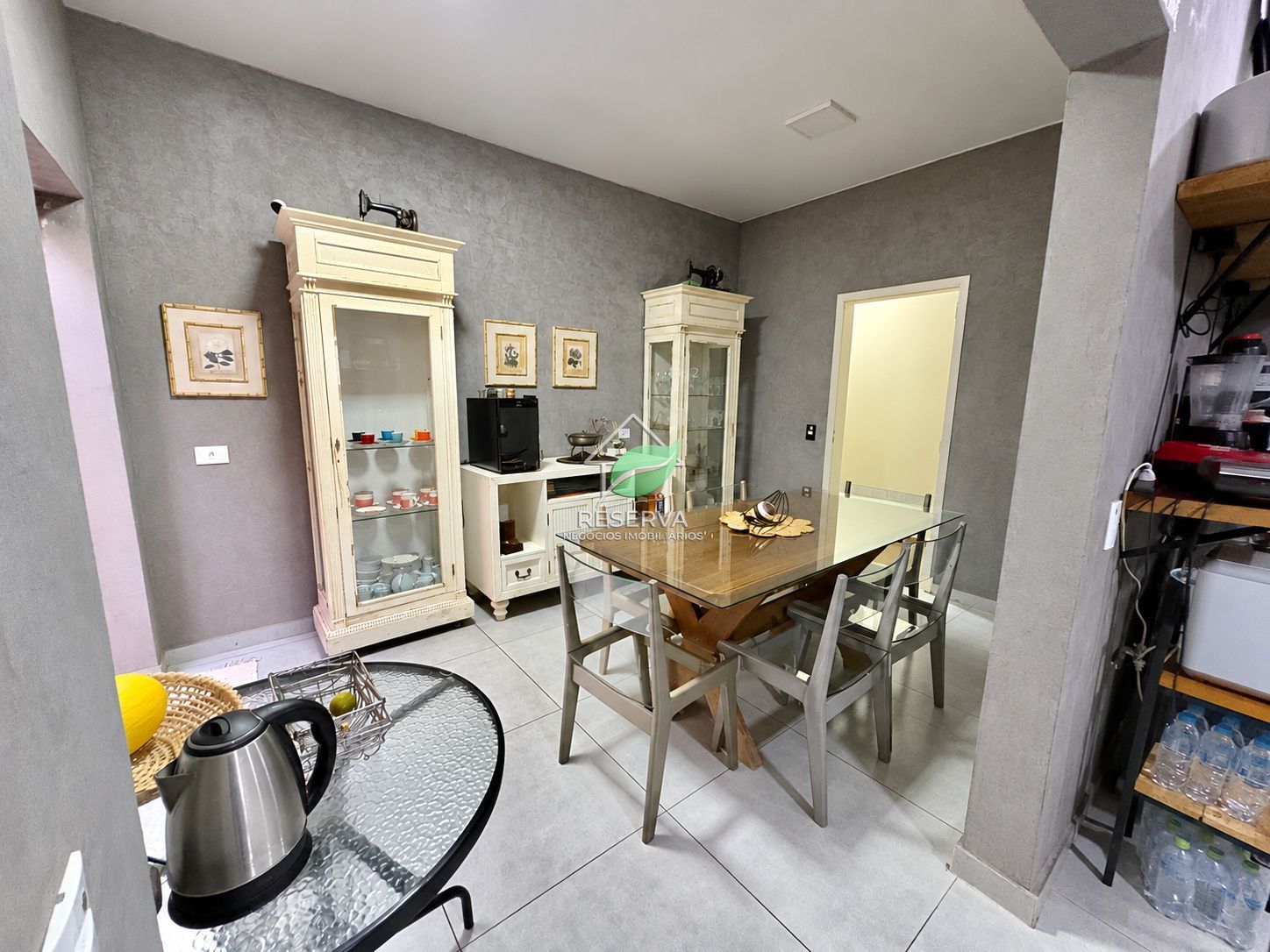 APARTAMENTO AMPLO NO CENTRO DE FOZ DO IGUAÇU — 206 M² PRIVATIVOS