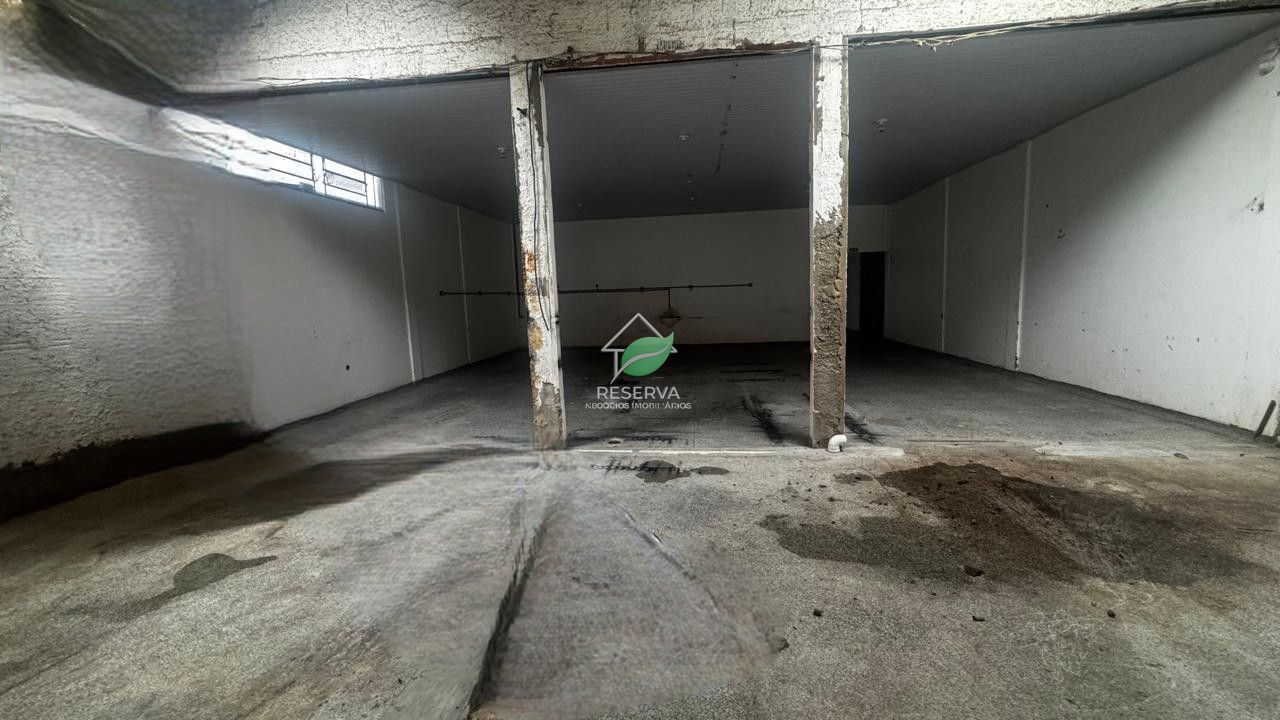 Barracão para Venda e Locação no Jardim Manaus – Excelente Localização.