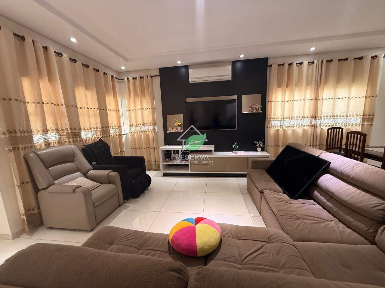 Casa Térrea Mobiliada para Locação — Jardim Panorama