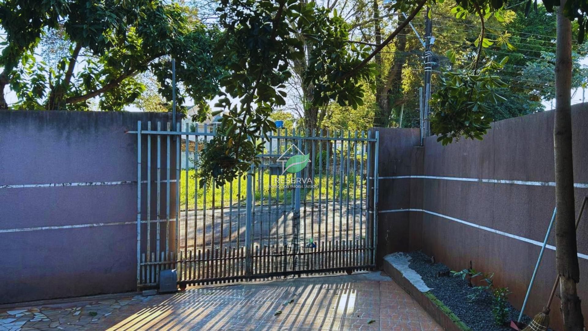 TERRENO COM CASA À VENDA NA VILA YOLANDA — 1.036 m²