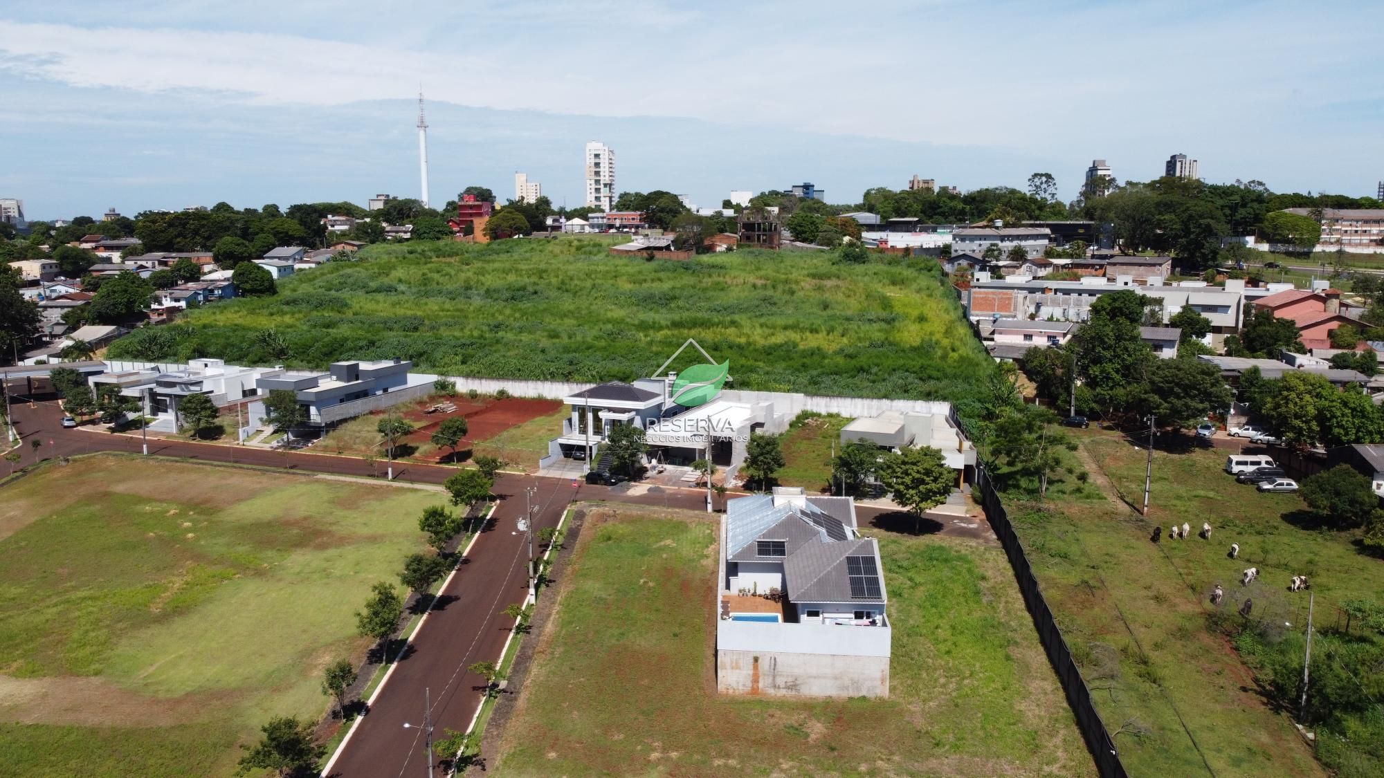 Terreno de esquina à venda no Condomínio Residencial Falls Ville – Foz