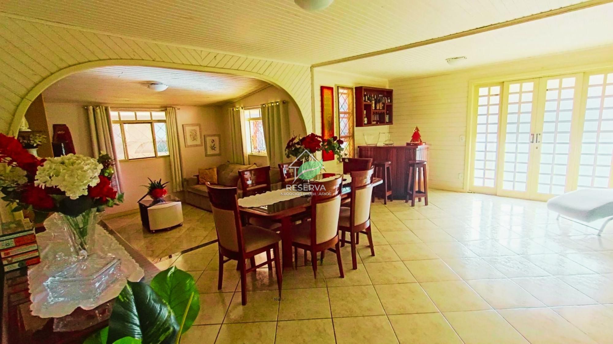Casa à Venda na Vila A – Foz do Iguaçu Area de 982 m2