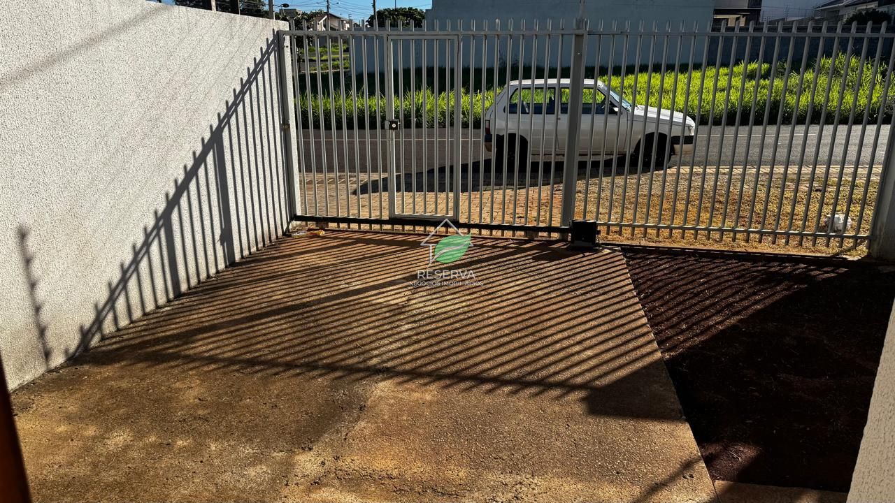CASA MOBILIADA À VENDA NA REGIÃO DA VILA A – JD. CANADÁ ??