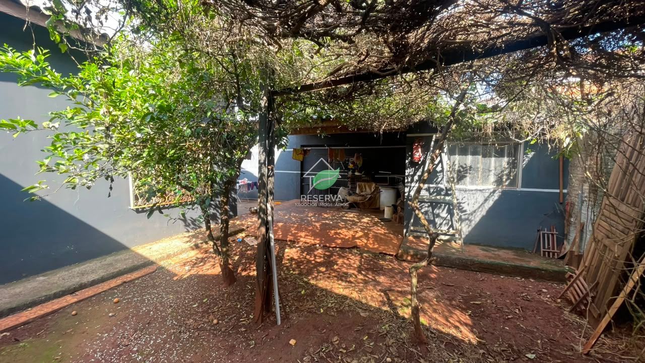 Casa à Venda no Portal da Foz – Excelente Localização e Amplo Espaço