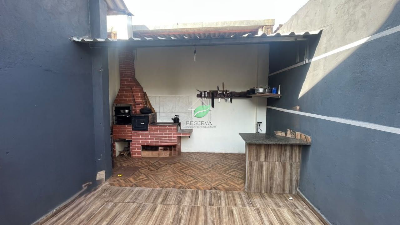 Casa à Venda no Portal da Foz – Excelente Localização e Amplo Espaço