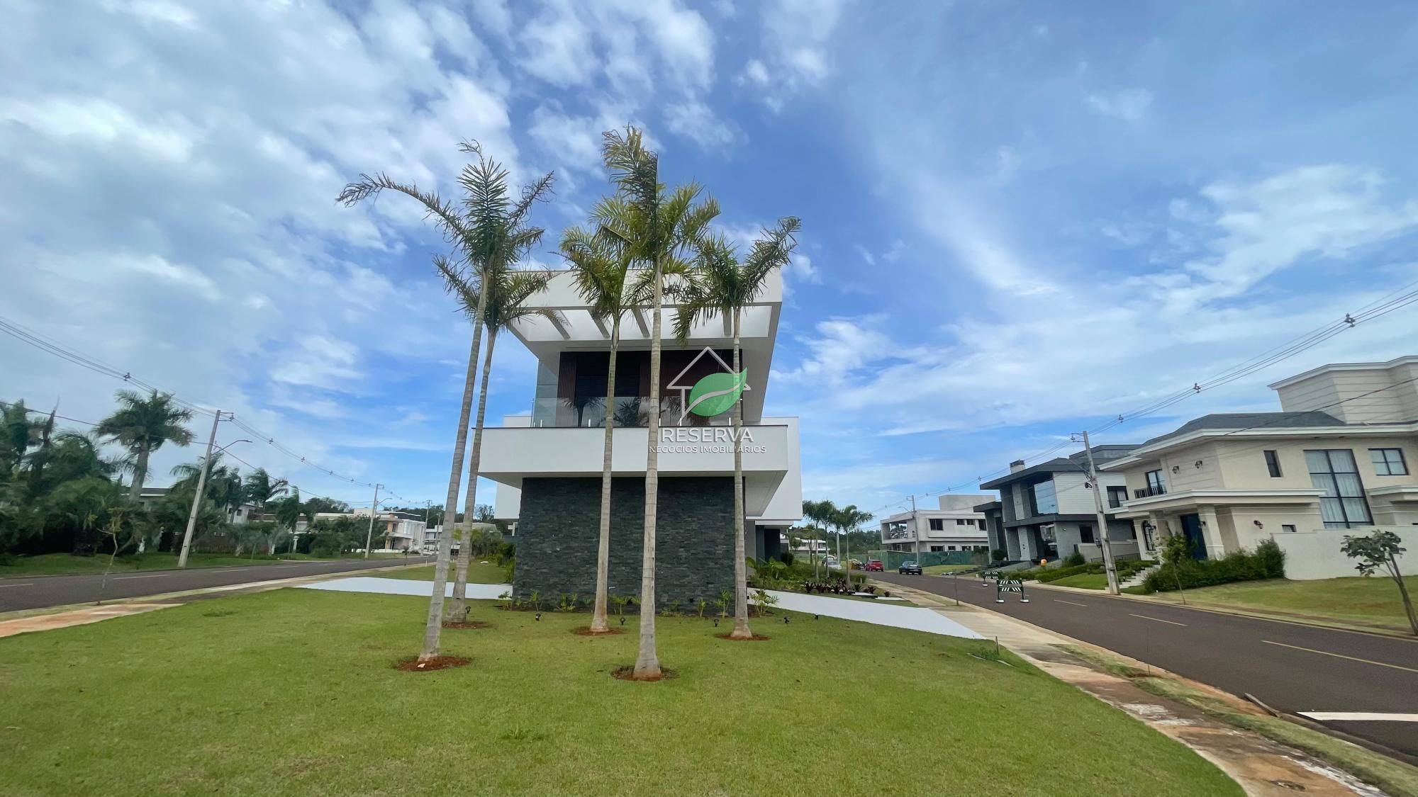 # CASA DE ALTO PADRÃO NO ROYAL FALLS RESIDENCE & RESORT